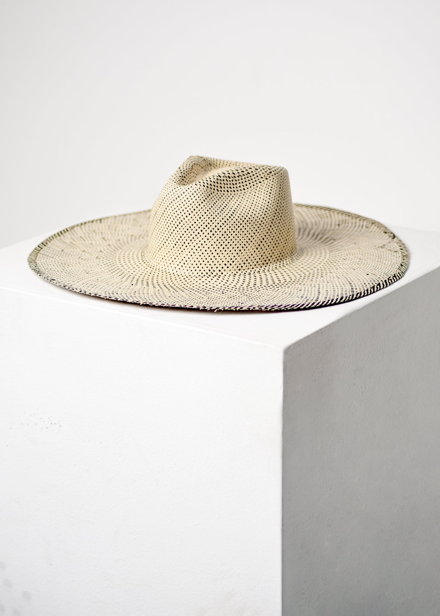 CARMEN HAT